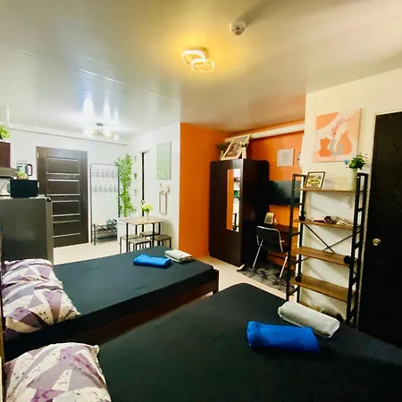 Renovated Nearest Condo In Airport, Malls &School