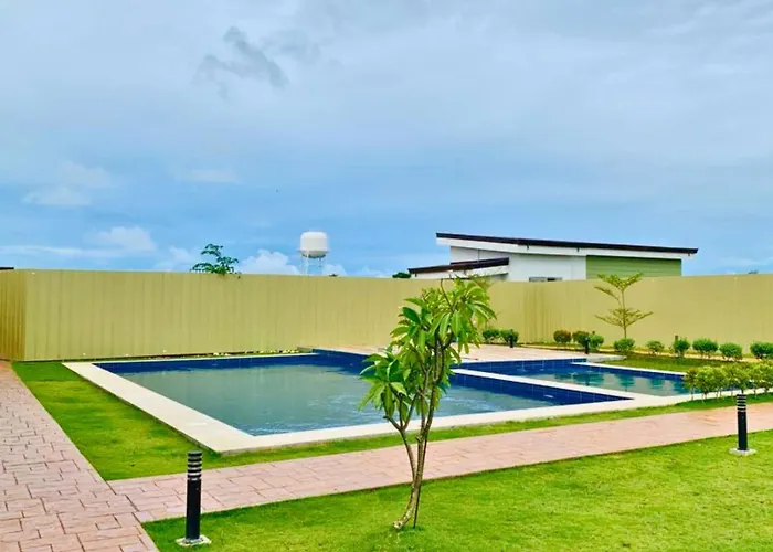 Apartment Plumera Near Airport Malls & Schools With Elevator