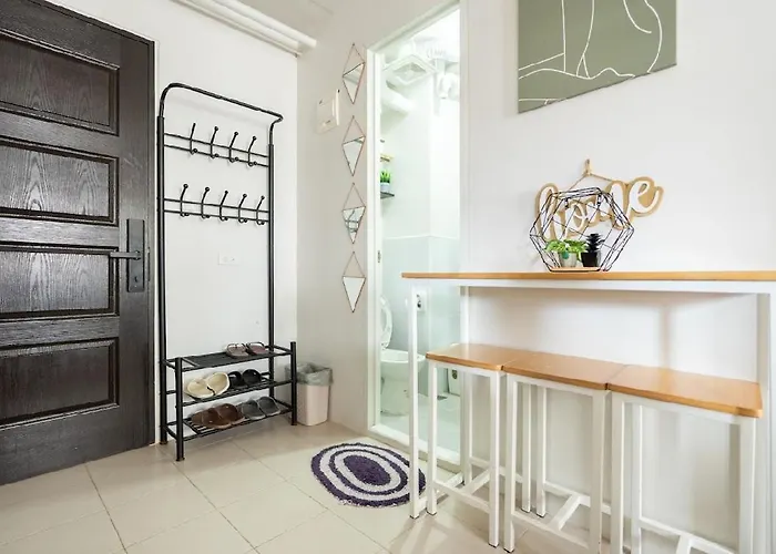 Apartment Plumera Near Airport Malls & Schools With Elevator *