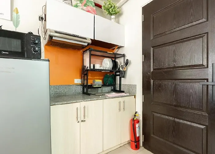 Apartment Plumera Near Airport Malls & Schools With Elevator *
