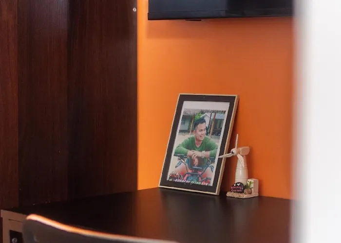 Apartment Plumera Near Airport Malls & Schools With Elevator Lapu-Lapu City